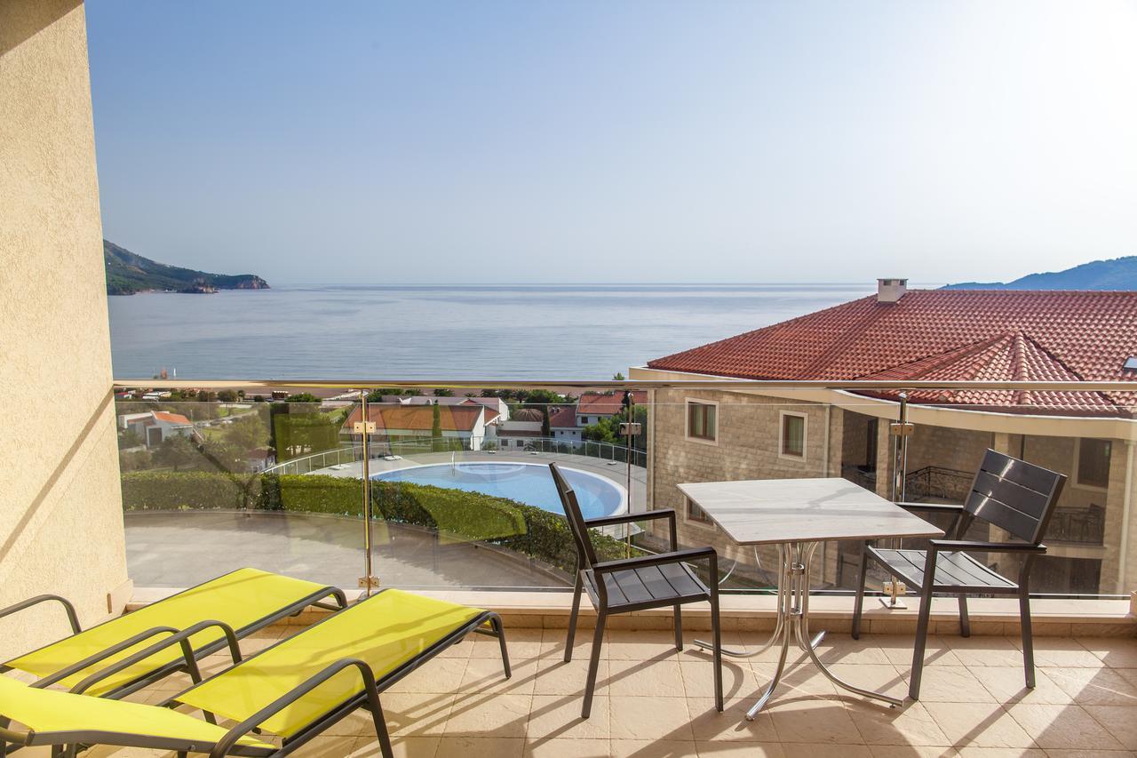 Hotel Belvedere Becici 4*