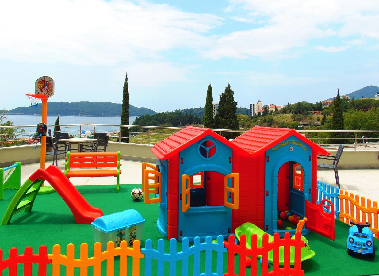 Hotel Belvedere Becici 4*